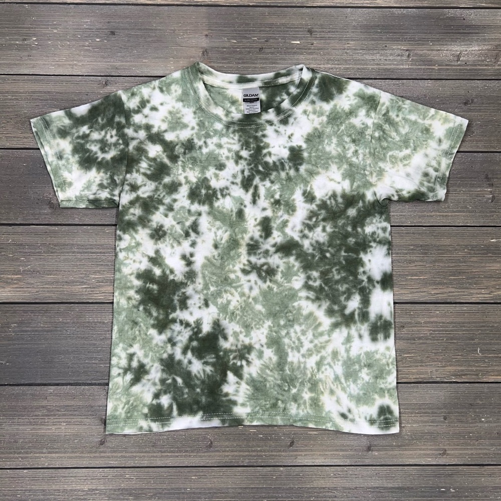 Tie Dye T-shirt Green Olive Handmade